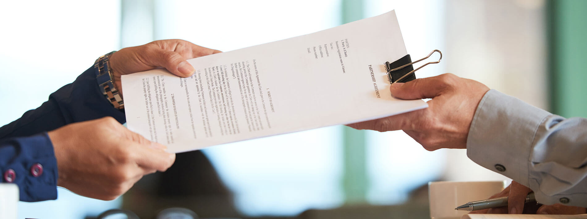 Umowa o pracę sezonową - wzór, zasady i prawa pracownika w 2026 roku